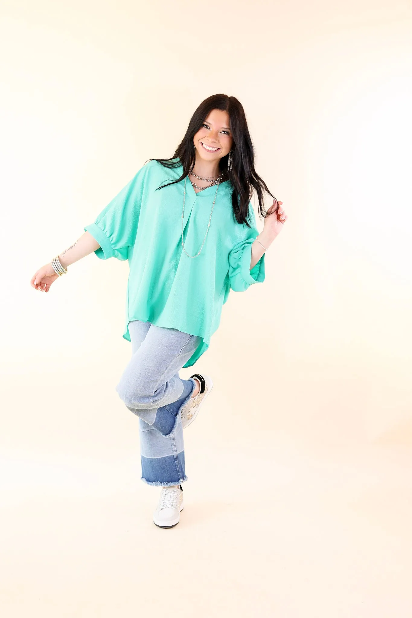 Chic and Charming V Neck Top with 3/4 Sleeves in Emerald Green