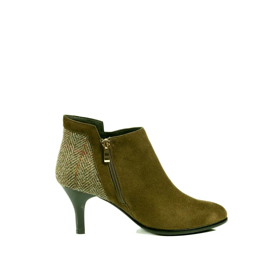 Harris Tweed & Sheepskin Pointed Heel Ankle Boots [2 Colors]