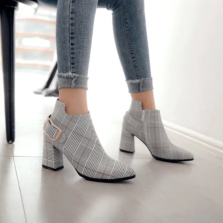 Kamet Plaid Boots