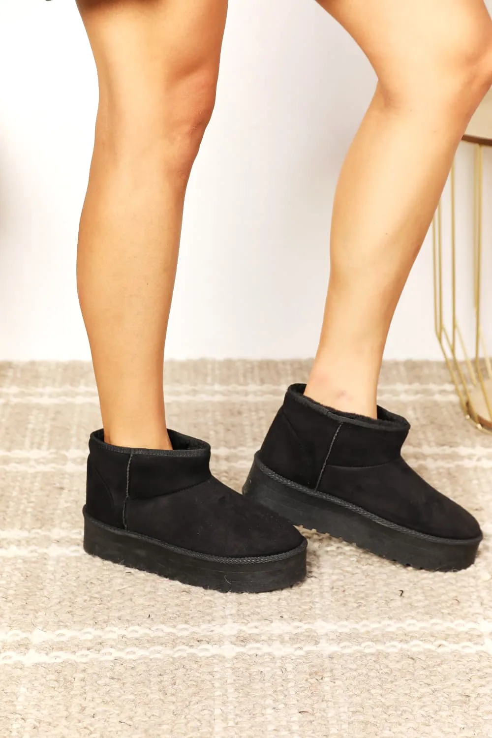 Legend Women's Fleece Lined Chunky Platform Mini Boots