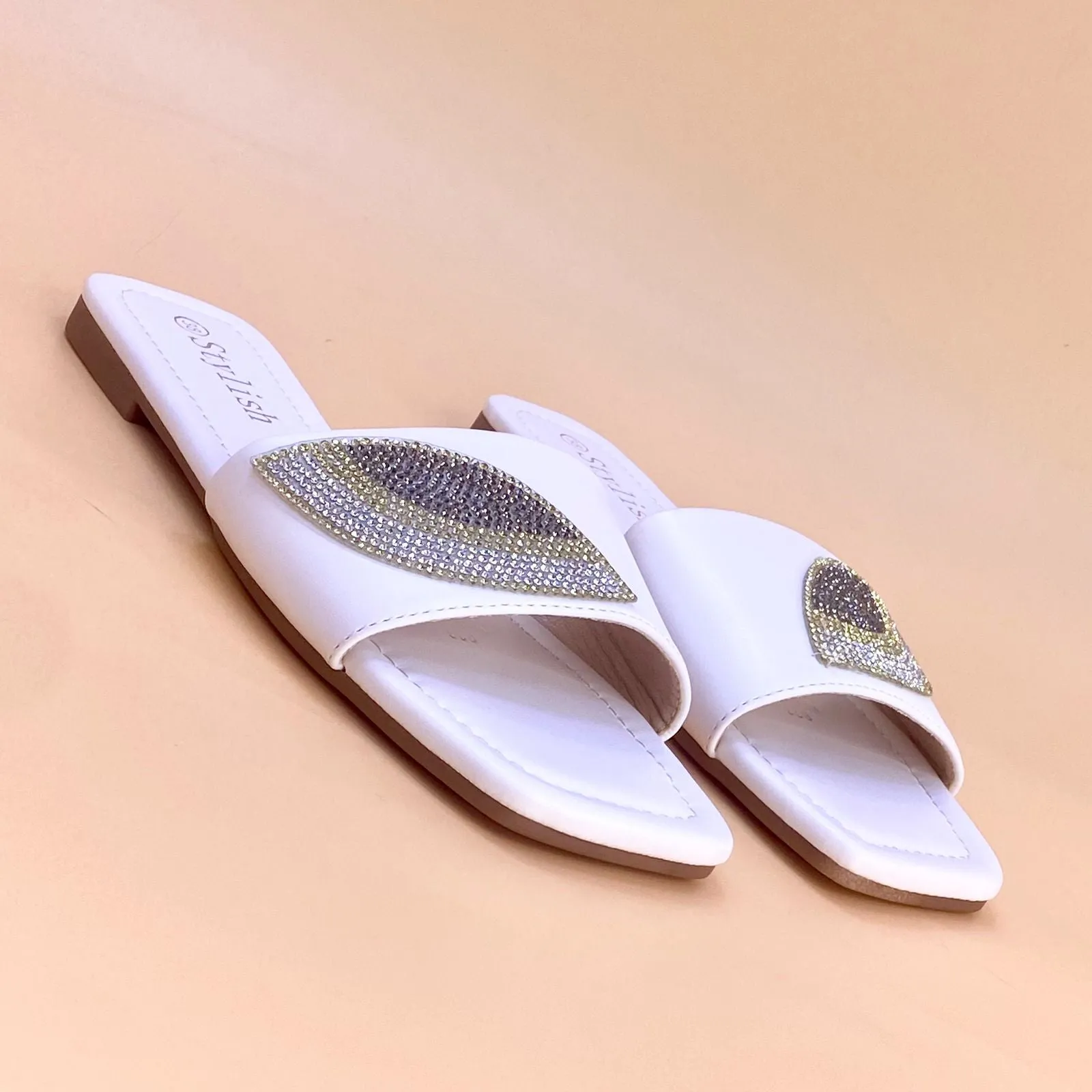 NEW , WOMEN SLIPPERS S3