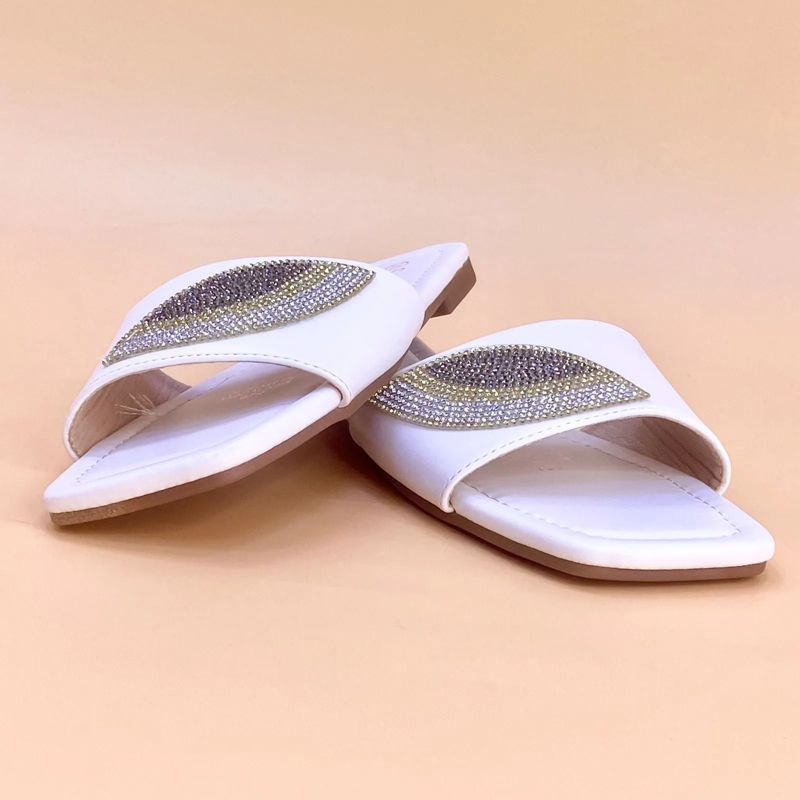 NEW , WOMEN SLIPPERS S3