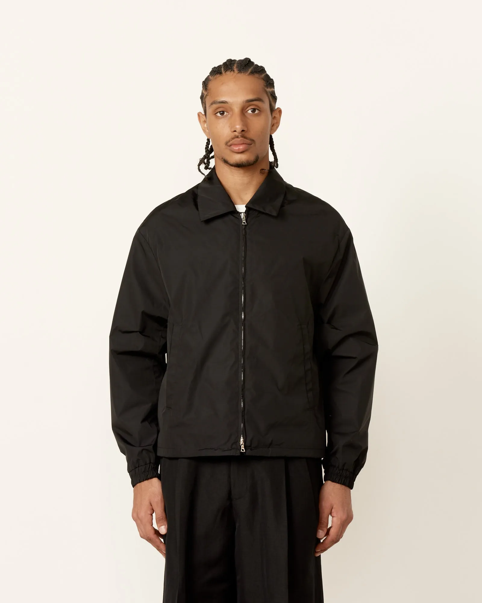 St. 818 Jacket in Black