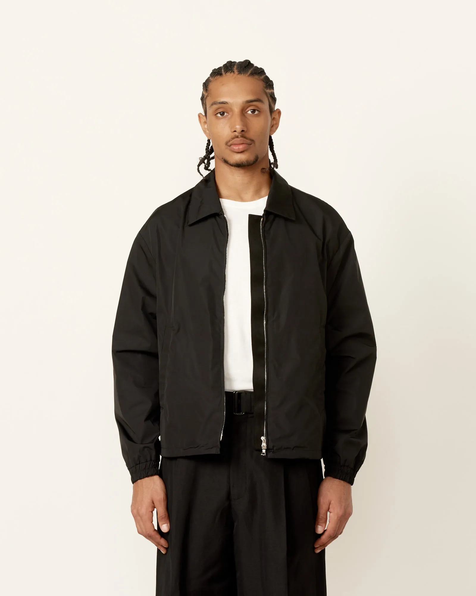 St. 818 Jacket in Black