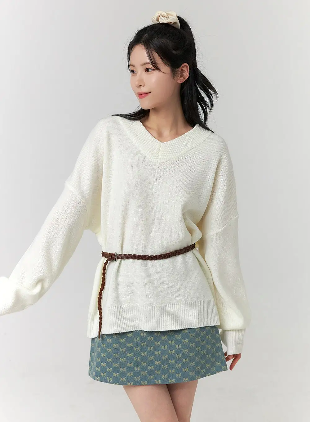 V-Neck Knitted Long Sleeve Sweater OJ419